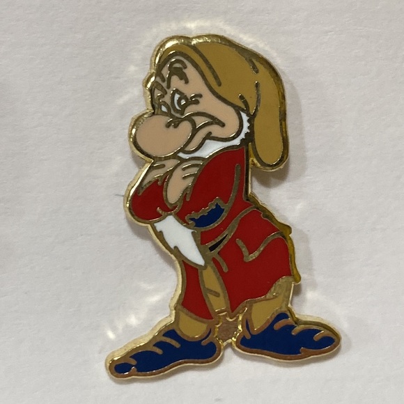 SNOW WHITE DISNEY PIN COMBO - Picture 15 of 16